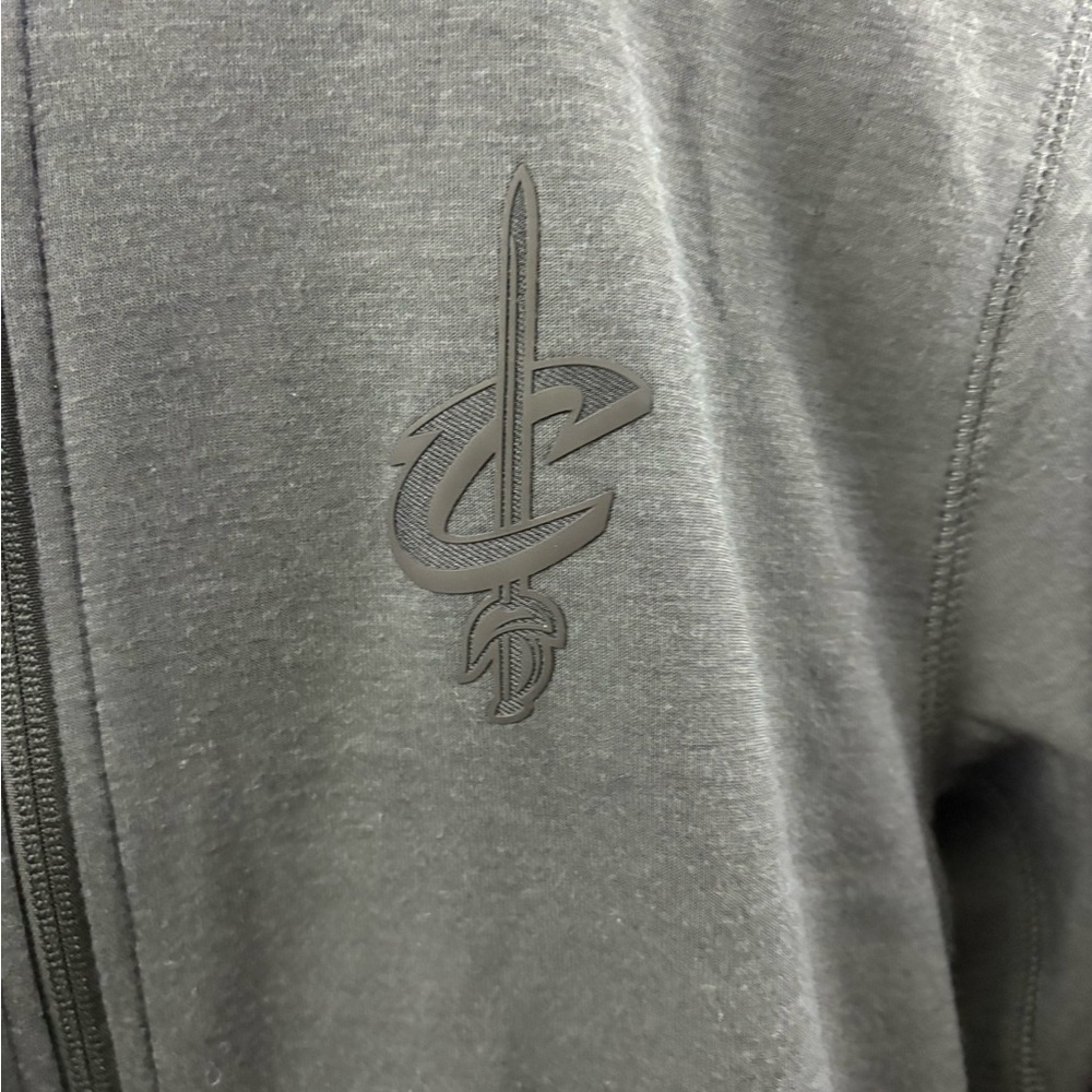 Nike Tech Hoodie XL Youth NBA Cleveland Cavaliers Dark Gray Basketball Dri-Fit - Picture 2 of 11